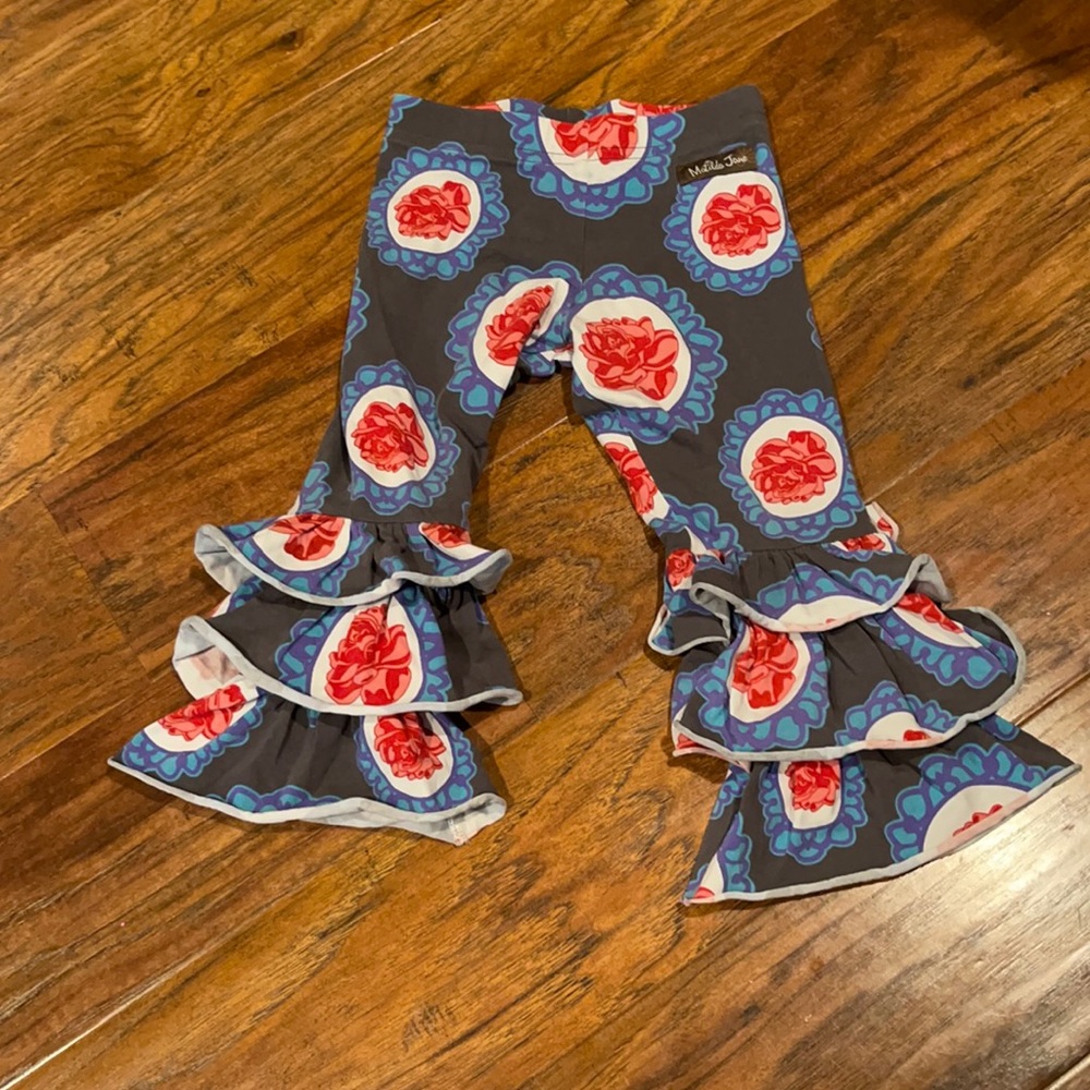 Cotton leggings with triple ruffle bottom